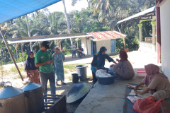 Dapur Umum bersama ibu-ibu