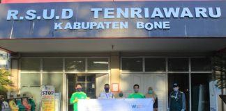 LAZNAS WIZ Bagikan Hidangan Buka Puasa Ke Tim Medis RSUD Tenriawaru Bone