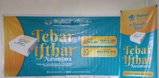 Jumat Berkah, Muslimah Wahdah Bau Bau Salurkan Ratusan Ifthar di Ponpes, Masjid dan Masyarakat Lainnya