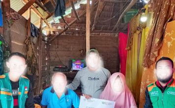 Wahdah Inspirasi Zakat Sultra Gerai Konsel Salurkan Paket Sembako Untuk Dhuafa dan Penghafal al Quran