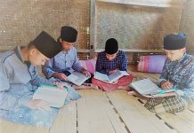 Kata Ulama | Penuntut Ilmu Wajib Menjaga Adab