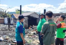 Peduli Korban Kebakaran Bolu Ujung Kolaka, Wahdah Inspirasi Zakat Sultra Salurkan Bantuan Pangan