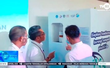Fakultas Teknik dan Informatika UNM bersama Wahdah Water Luncurkan Public Smart Dispenser