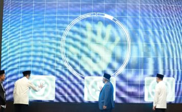 Wahdah Islamiyah Luncurkan Program Wakaf Uang Bersama Ketua BWI Di Arena Mukernas