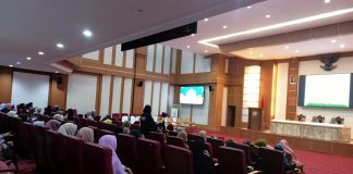 Ikuti Dauroh Ramadhan Muslimah, Sekcam Kec. Kendari Akui Senang dengan Program-program Muslimah Wahdah