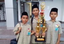 MTs Al Wahdah Kendari Kembali Raih Juara Pada Lomba LCT Matematika