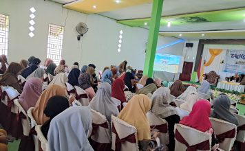 Muslimah Wahdah Bombana Gelar Talkshow Kesehatan Reproduksi