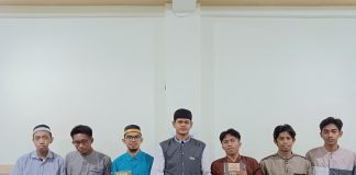 Terima Donasi Buku, Mahasantri Sekolah Dai Doakan Keberkahan untuk Para Donatur