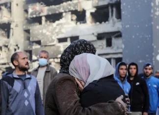 Serangan Brutal Zionis Israel di Gaza: Dokter Palestina Ungkap Kewalahan Tangani Ratusan Korban dalam Semenit