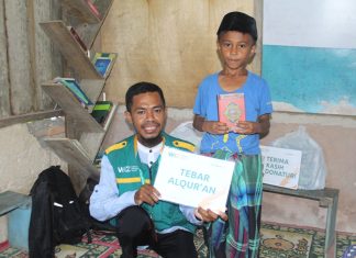 Puluhan Mushaf Al Quran Disalurkan: Dorong Semangat Santri Markaz An Nur dalam Menghafal