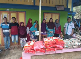 Laznas WIZ Gerai Baubau Tebar Sembako untuk Warga Kampung Zakat Labalawa, Beri Harapan Baru di Tengah Kesulitan