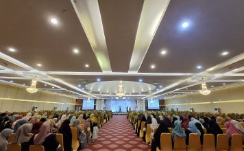 412 Muslimah Ikuti Tasyakuran DIROSA, Pj Ketua DWP Kendari Apresiasi Strategi Muslimah Wahdah Tingkatkan Literasi Al Quran