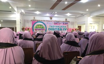 Ketahanan Keluarga Dimulai dari Al-Qur’an: Pesan Inspiratif di Tasyakuran Dirosa Muslimah Wahdah Muna