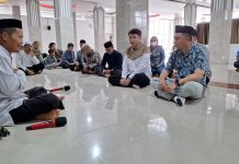 Ustaz Ikhwan Kapai Tuntun Hu Chuan dan Kang Dawei Ucap Dua Kalimat Syahadat
