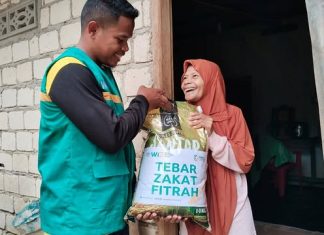 38 Ton Beras Zakat Fitrah Masyarakat Sultra Disalurkan Melalui Wahdah Inspirasi Zakat