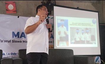 Hadiri MPLS, Kepala BNN Kota Kendari Ajak Siswa MTs-SMAQu Wahdah Islamiyah Perangi Narkoba