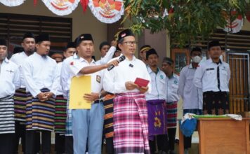 Guru Harus Profesional dan Ikhlas, Pesan Ustaz Ikhwan Kapai di Hari Kemerdekaan