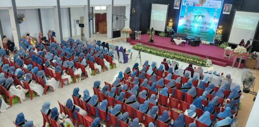 Tasyakuran Dirosa VI: Langkah Nyata Muslimah Baubau Menghapus Buta Aksara Al-Qur’an