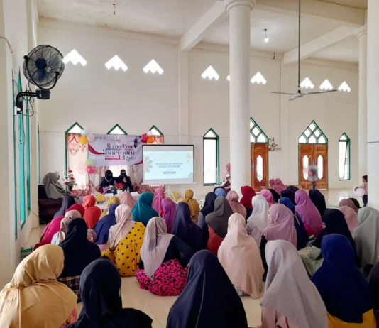 Ikut Dauroh Ramadhan Muslimah, Puluhan Muslimah Desa Talaga Raya Buteng Antusias Sambut Ramadhan 1447 H