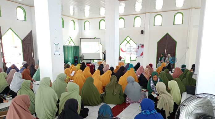 Tingkatkan Pemahaman Ibadah Jelang Ramadan, Muslimah Wahdah Buton Tengah Gelar Daurah di Desa Wambuloli