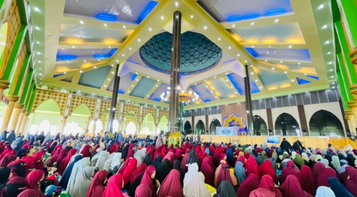 Masjid ICDT Bulukumba Menggelora, Ribuan Kader Wahdah Islamiyah Serukan Kepedulian Terhadap Palestina
