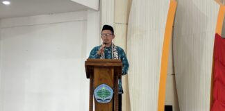 Ketua Pembina YPWI Kendari Pesan Alumni Jaga Sholat dan Nilai Al-Qur’an di Tengah Tantangan Zaman