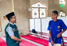 Laznas WIZ Apresiasi Pengabdian Marbut Masjid di Kolaka