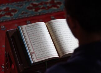 Khotbah Jum’at: Muhasabah, Apa yang Telah Kita Persiapkan untuk Akhirat? muhasabah-diri
